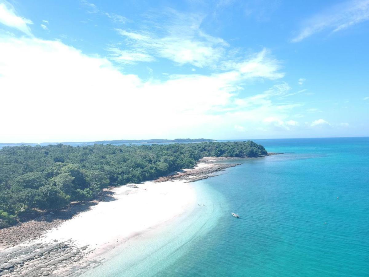 Sonny Island Resort Cabanas Frente Al Mar Punta Bajo Rico Ngoại thất bức ảnh