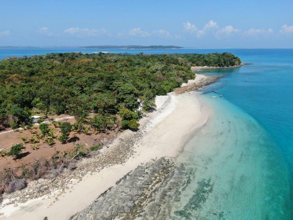 Sonny Island Resort Cabanas Frente Al Mar Punta Bajo Rico Ngoại thất bức ảnh