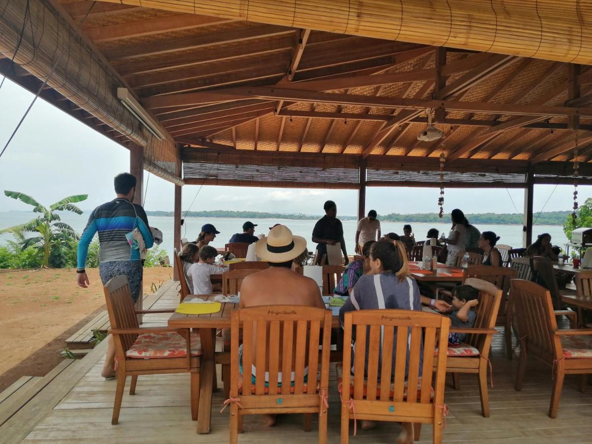 Sonny Island Resort Cabanas Frente Al Mar Punta Bajo Rico Ngoại thất bức ảnh