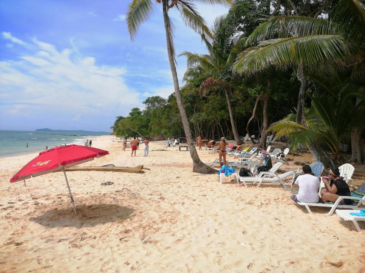 Sonny Island Resort Cabanas Frente Al Mar Punta Bajo Rico Ngoại thất bức ảnh