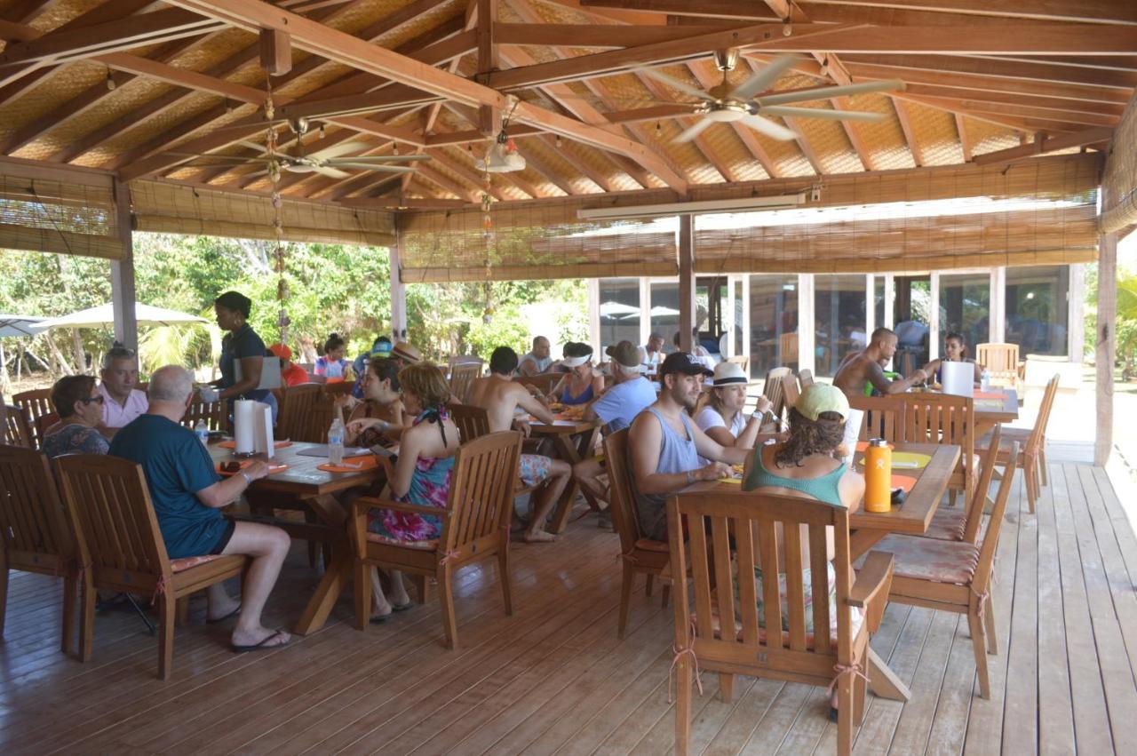 Sonny Island Resort Cabanas Frente Al Mar Punta Bajo Rico Ngoại thất bức ảnh